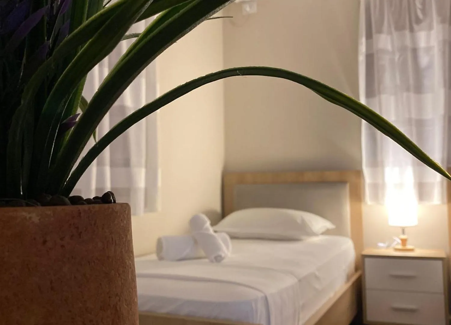 Villa Tabaku Berat Bed & Breakfast