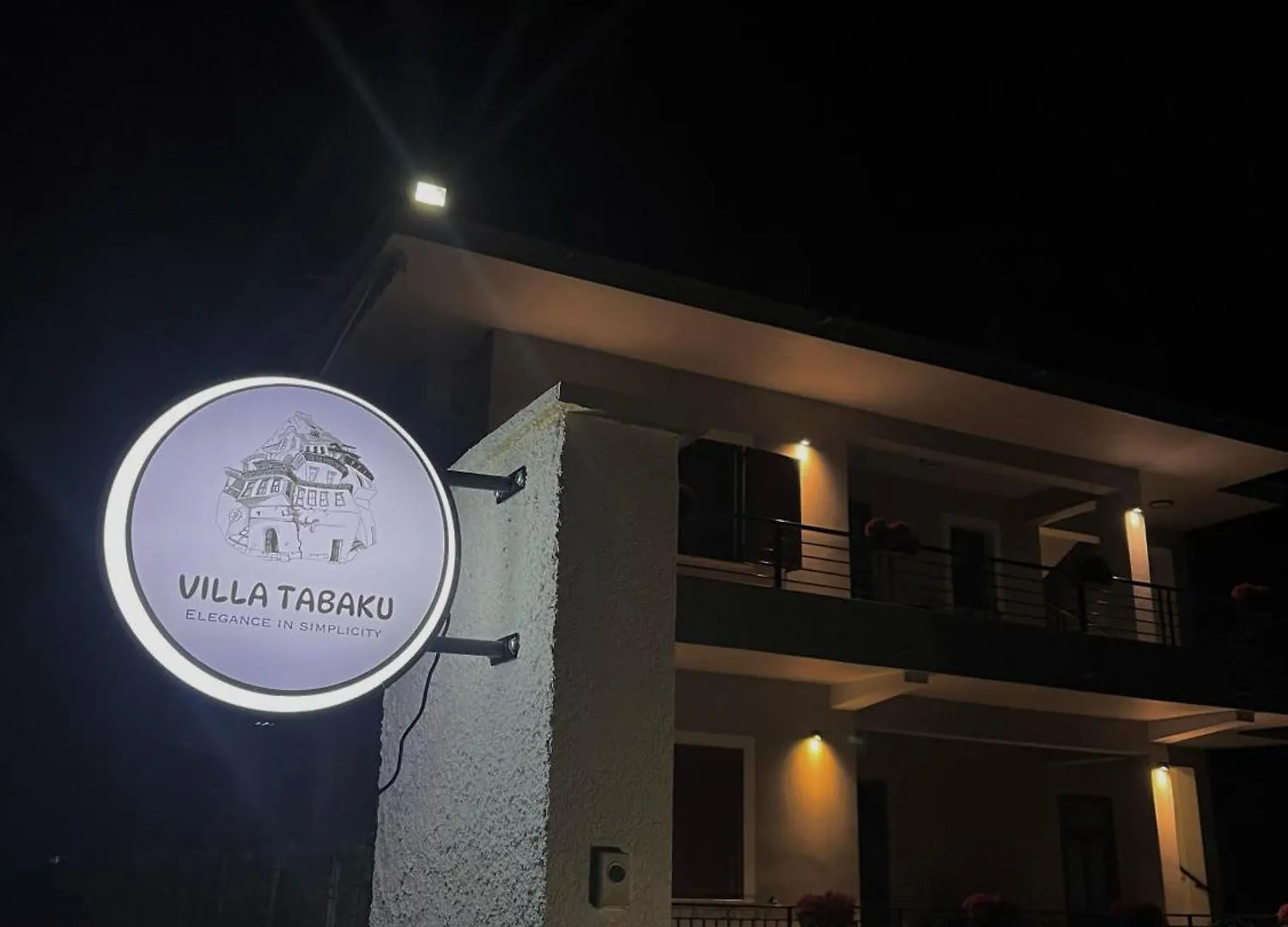 Villa Tabaku Berat Bed & Breakfast